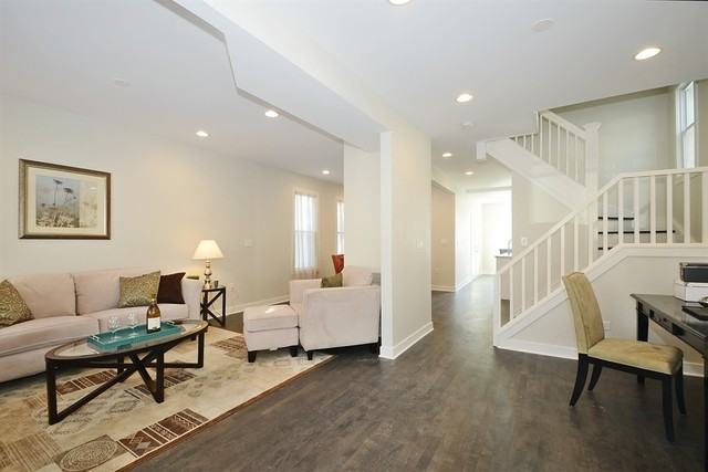 4146 N Central Park Ave - Photo 2 of 21