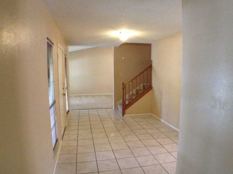 1924 Creek Hollow - Photo 2 of 12