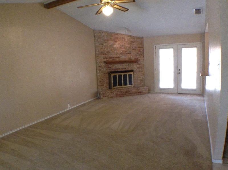 1924 Creek Hollow - Photo 3 of 12