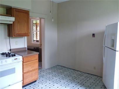 1218 Oak Ave Ext - Photo 2 of 8