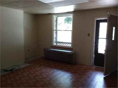 1218 Oak Ave Ext - Photo 3 of 8