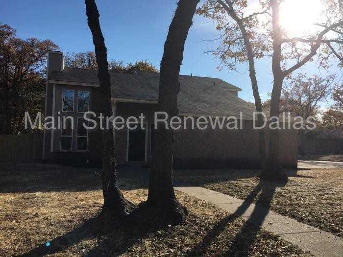400 Greenleaf Dr - Photo 3 of 32