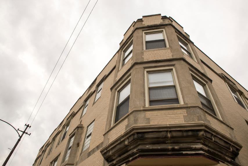 5832 W North Ave - Photo 2 of 6