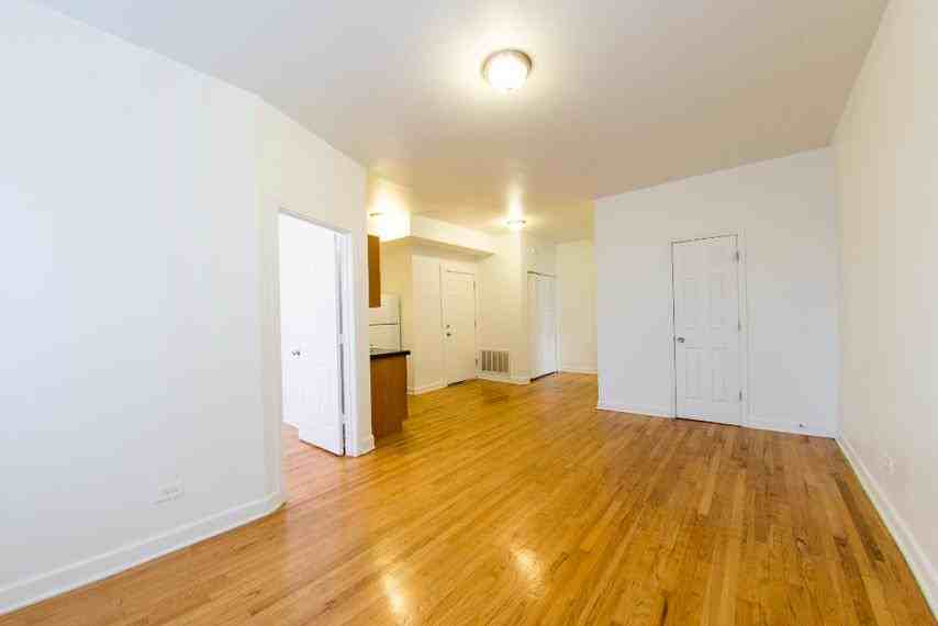 5832 W North Ave - Photo 3 of 6