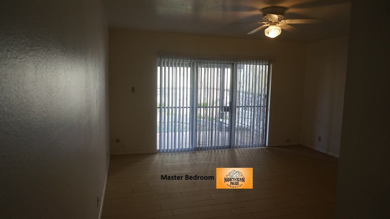 10601 Park View - Photo 3 of 20