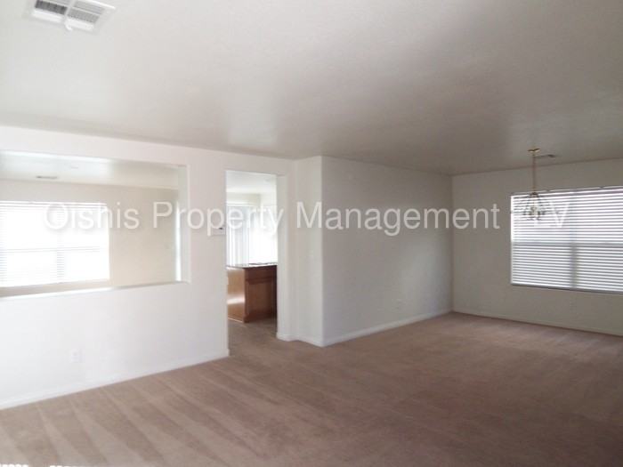 9967 Perceval St - Photo 3 of 5