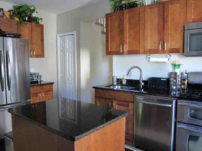 13 Hartwell St 1 - Photo 2 of 11