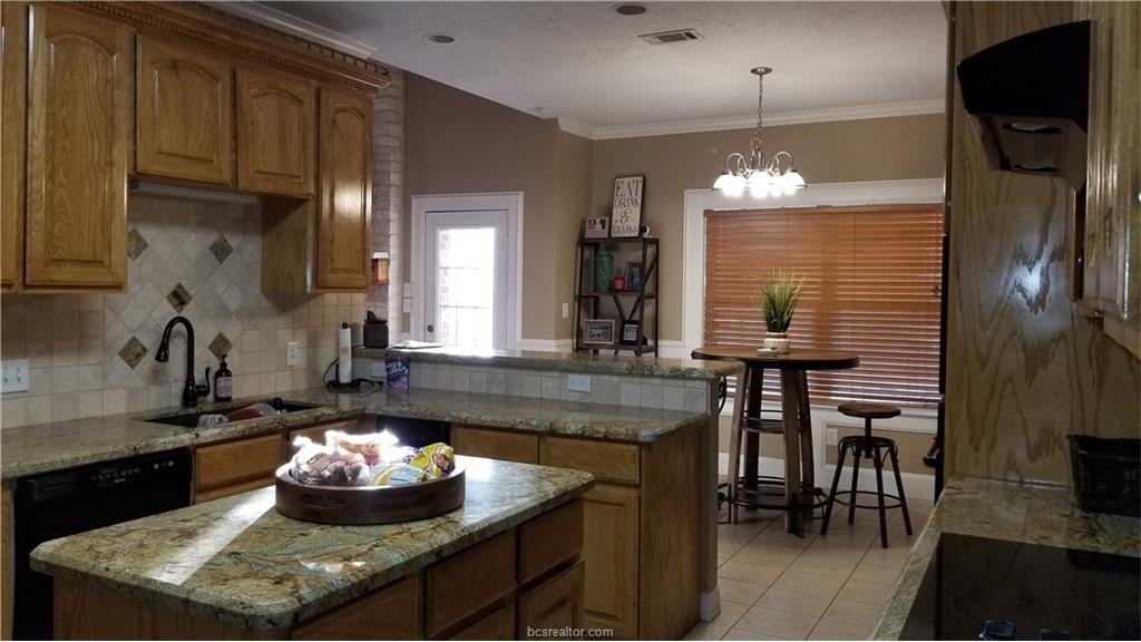 200 Ranchette Ct - Photo 3 of 22