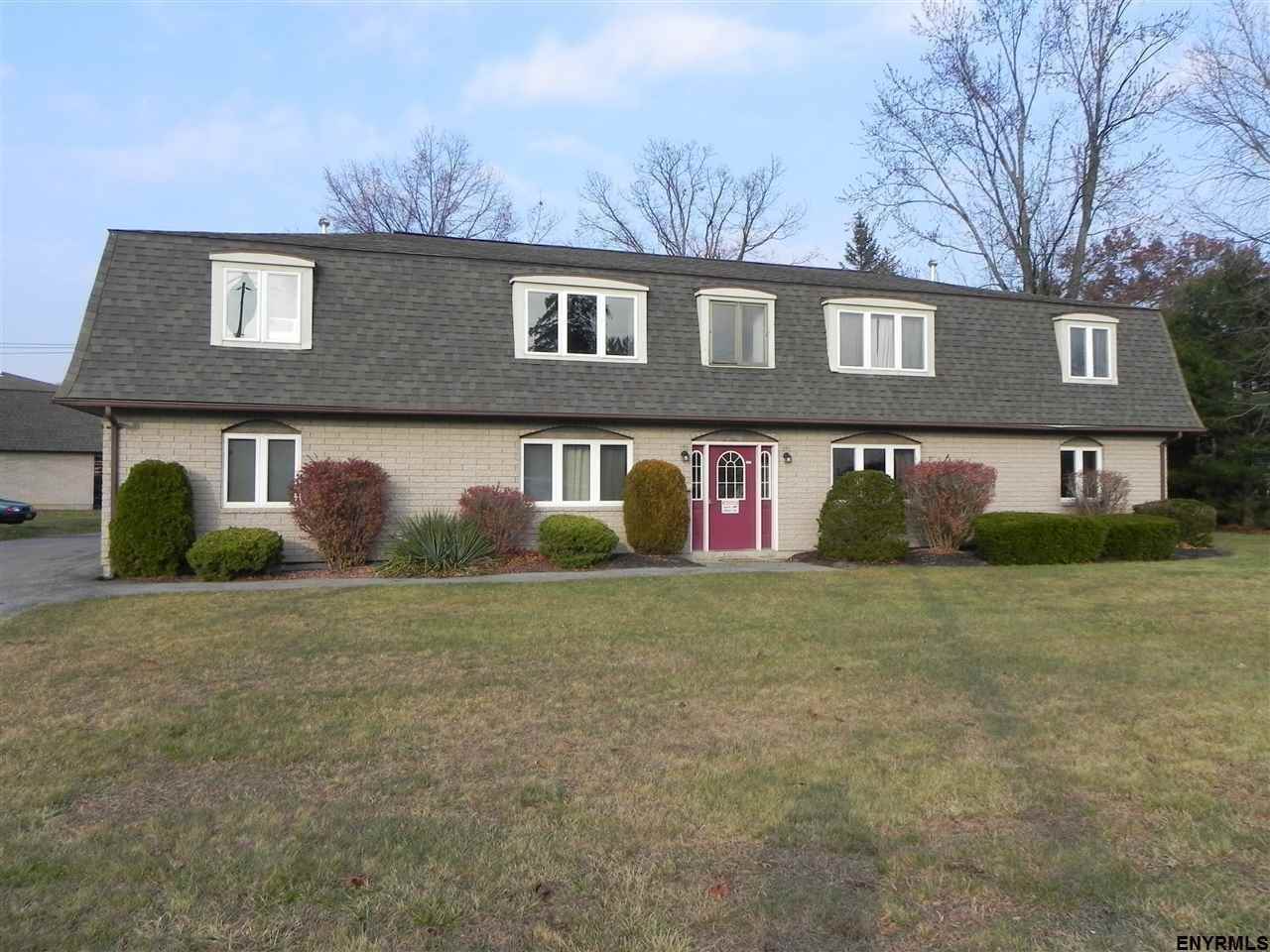 6005 Sunset Ln - Photo 2 of 10