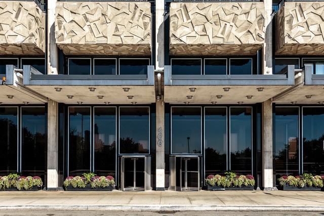 400 E Randolph St #3915