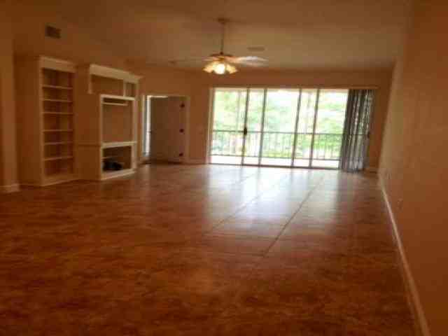 373 Enclave Dr - Photo 3 of 6