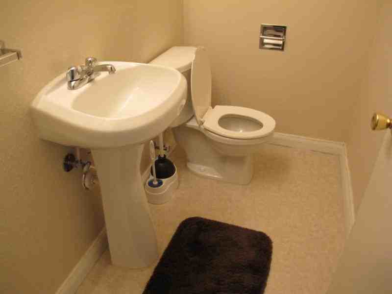 9409 6th St - Photo 2 of 10