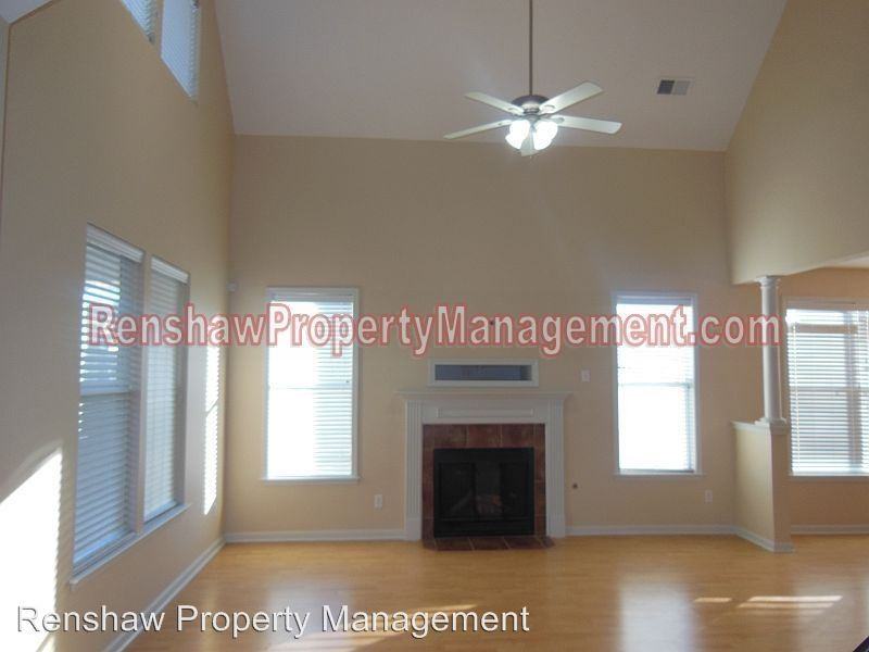 1401 Island Town Dr - Photo 2 of 12