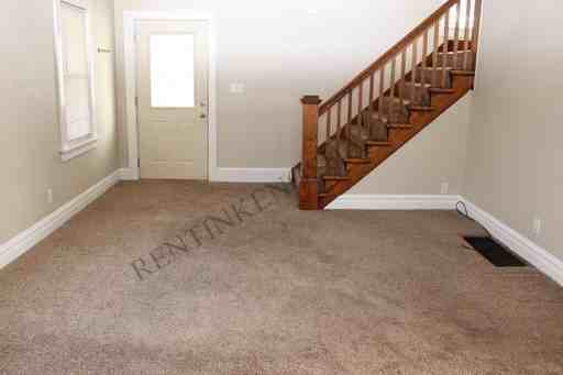 8112 12th Ave - Photo 2 of 12