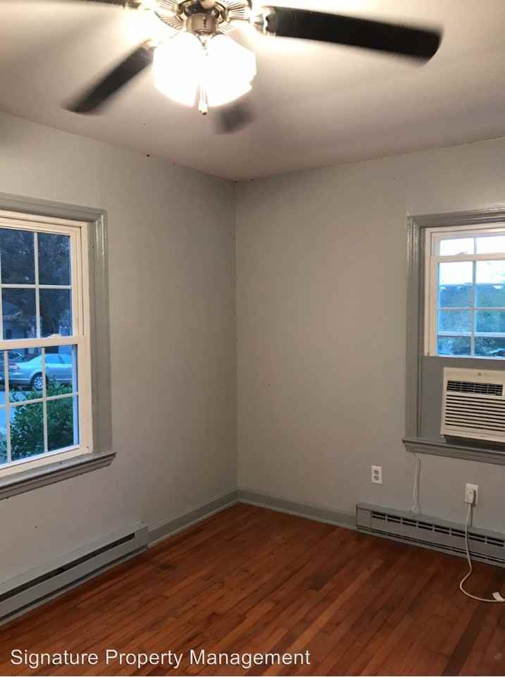 1210 Ash Ave - Photo 2 of 15