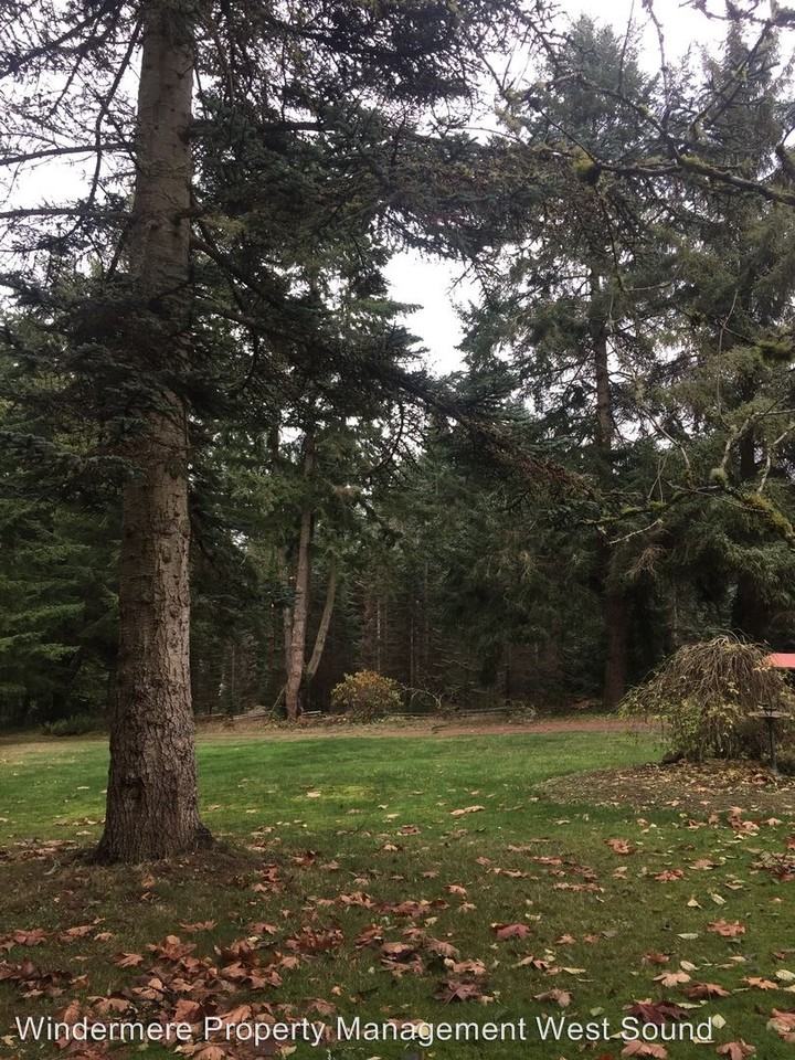 9977 NE Lofgren Rd - Photo 2 of 13