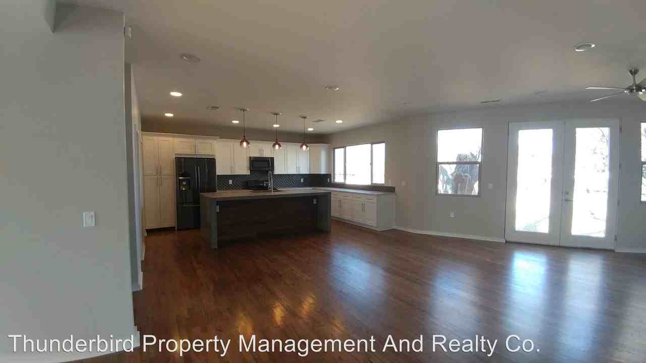 4521 Inspiration Dr SE - Photo 3 of 11