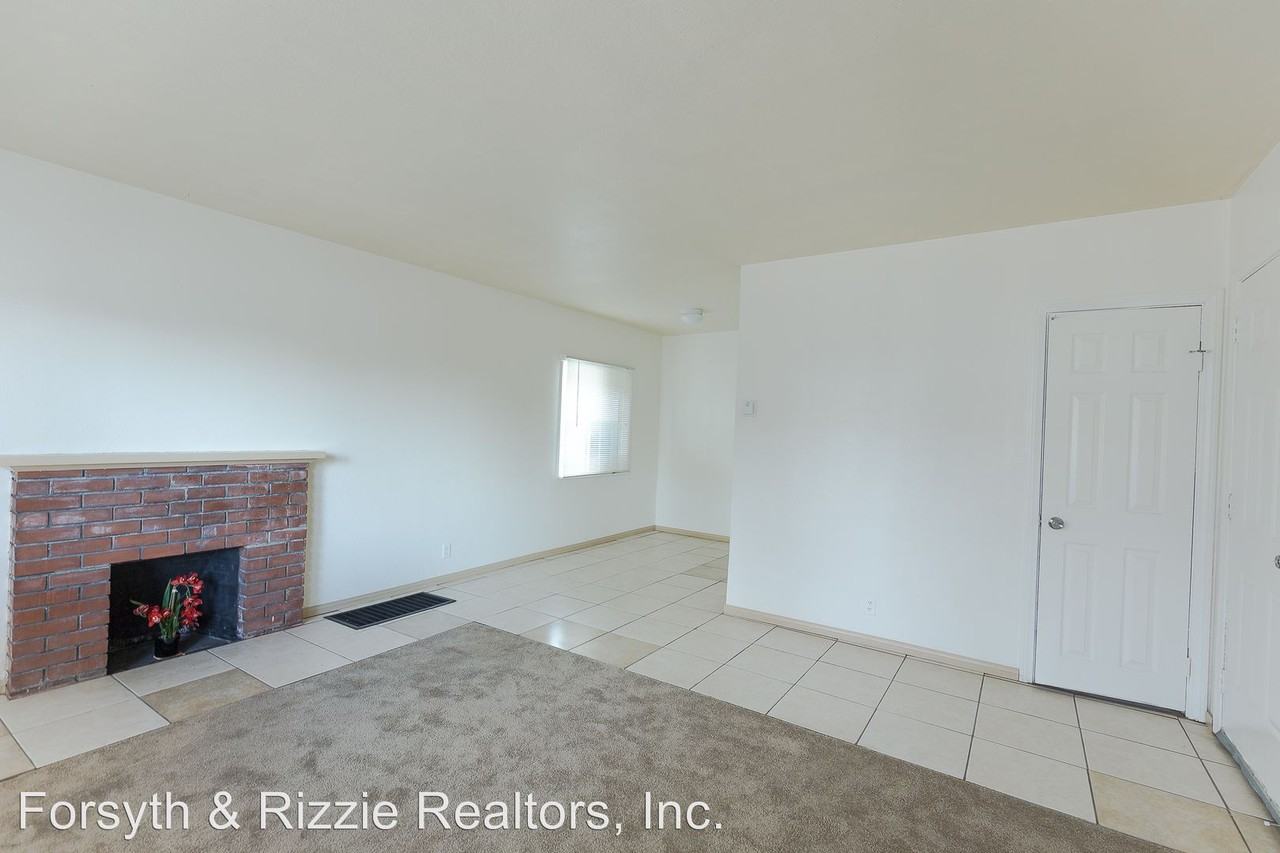 354 S D St - Photo 3 of 7