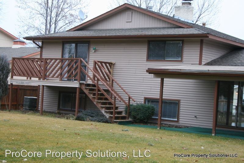 1085 Pebble Beach Way - Photo 2 of 16