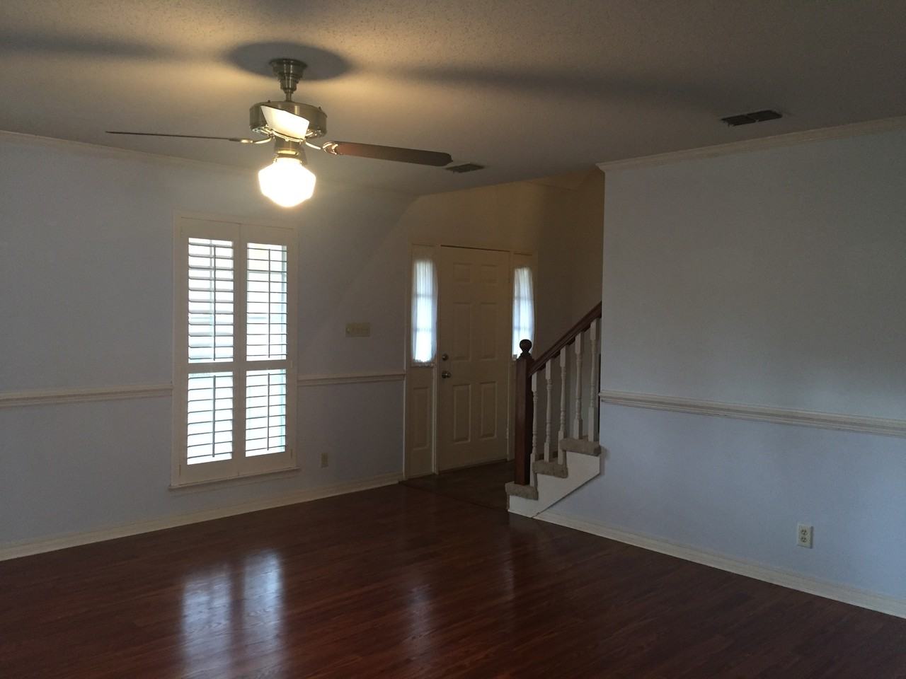 6401 Brindlewood Ct - Photo 3 of 12