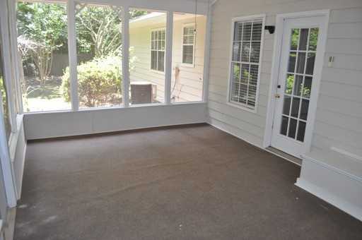 2999 Valley View Cir - Photo 3 of 23