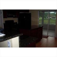 2050 Redwood Cir - Photo 3 of 11