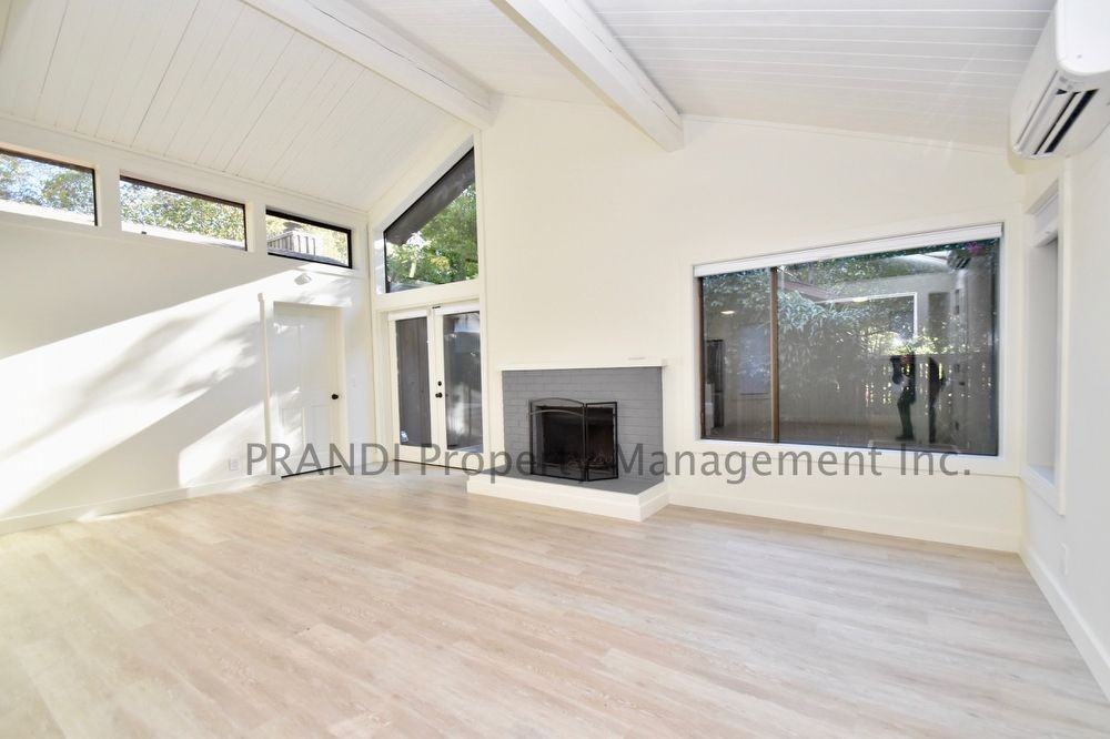 11 Hillside Ave #11a - Photo 3 of 16