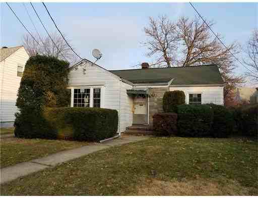 5 Beechwood Pl - Photo 2 of 10