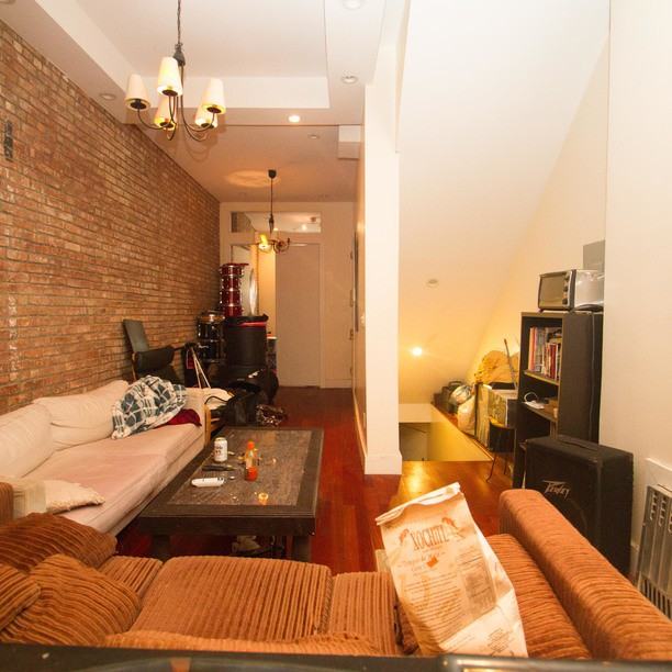 Knickerbocker Avenue ##1L
