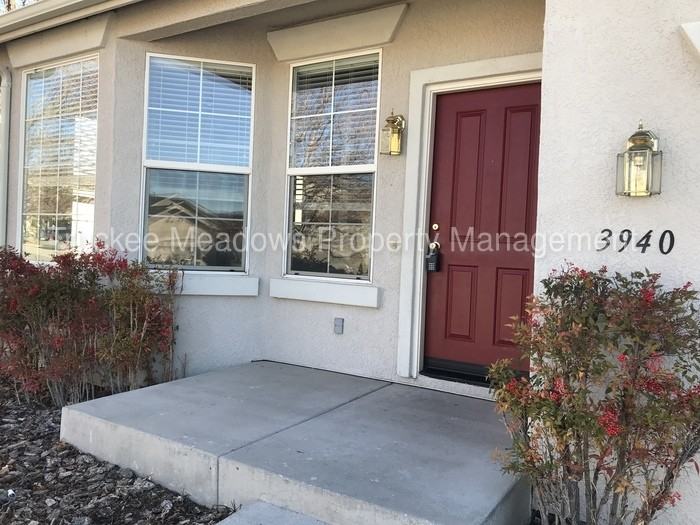 3940 Whispering Wind Dr - Photo 3 of 46