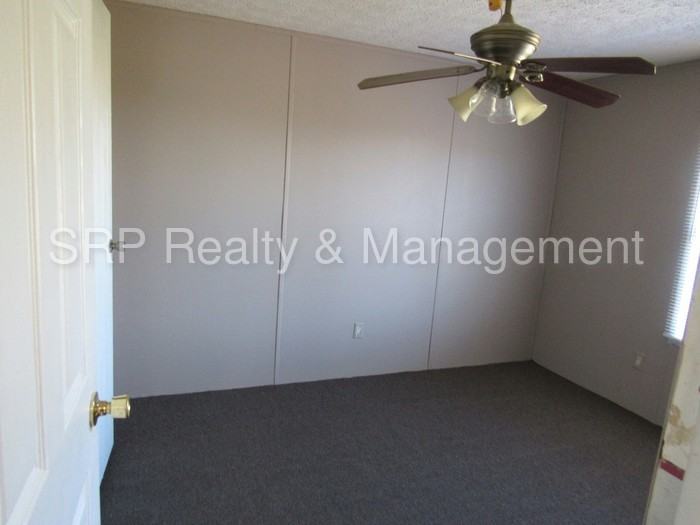 117 Diploma Dr - Photo 3 of 10