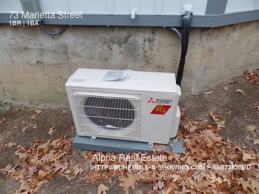 73 Marietta St - Photo 3 of 16