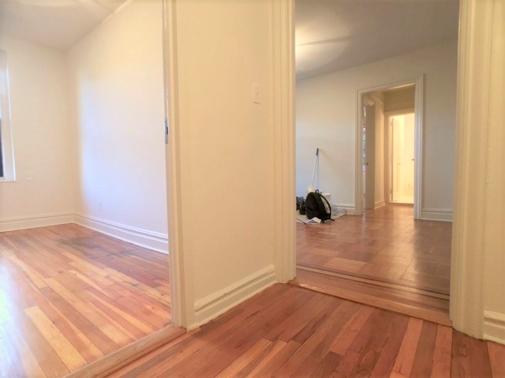 W 187th St & Fort Washington Ave #dsef