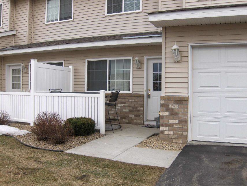 17322 River Birch Ln S E - Photo 2 of 7