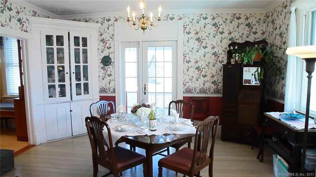 26 Borodell Ave - Photo 3 of 9