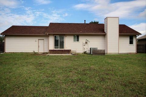 2007 North Homestead Street - Photo 3 of 9