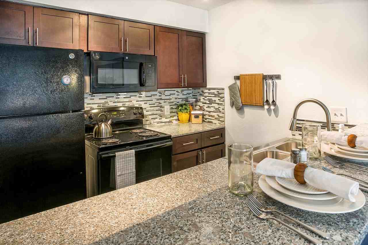 The Spoke - Photo 2 of 13