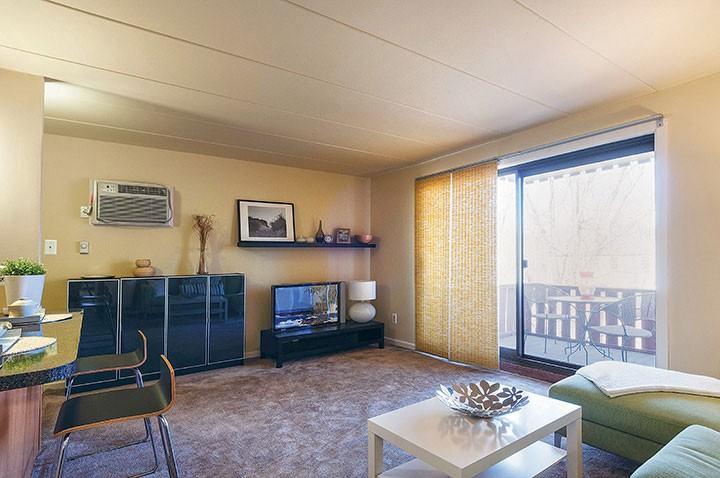 the metropolitan east goshen - Photo 3 of 13