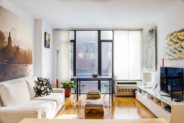 148 E 24th St - Photo 2 of 9