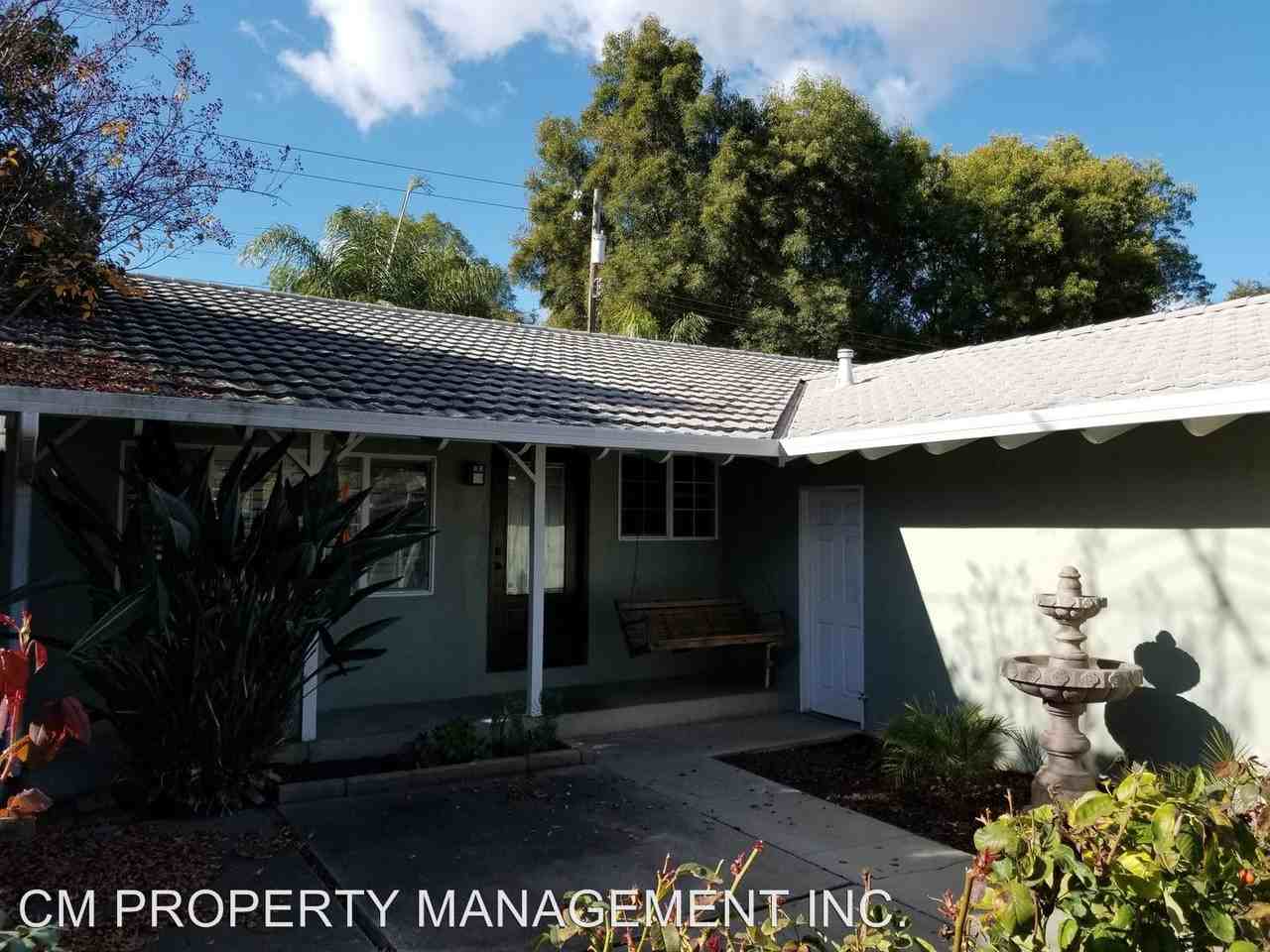 5771 Cohasset Way - Photo 3 of 14