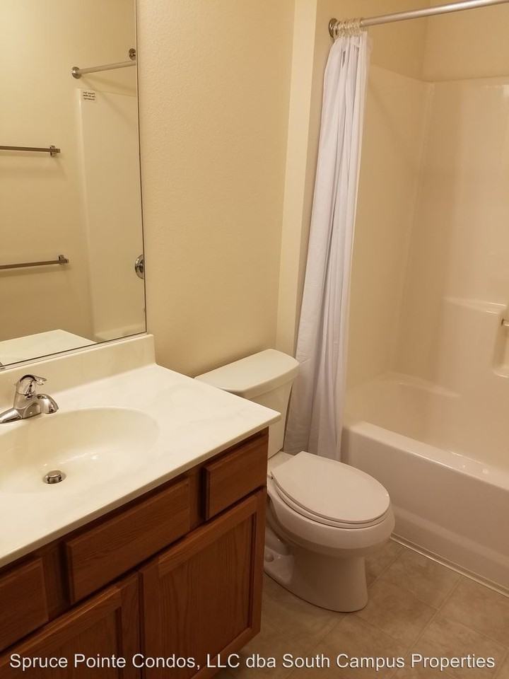 2309 Knapp St - Photo 3 of 3