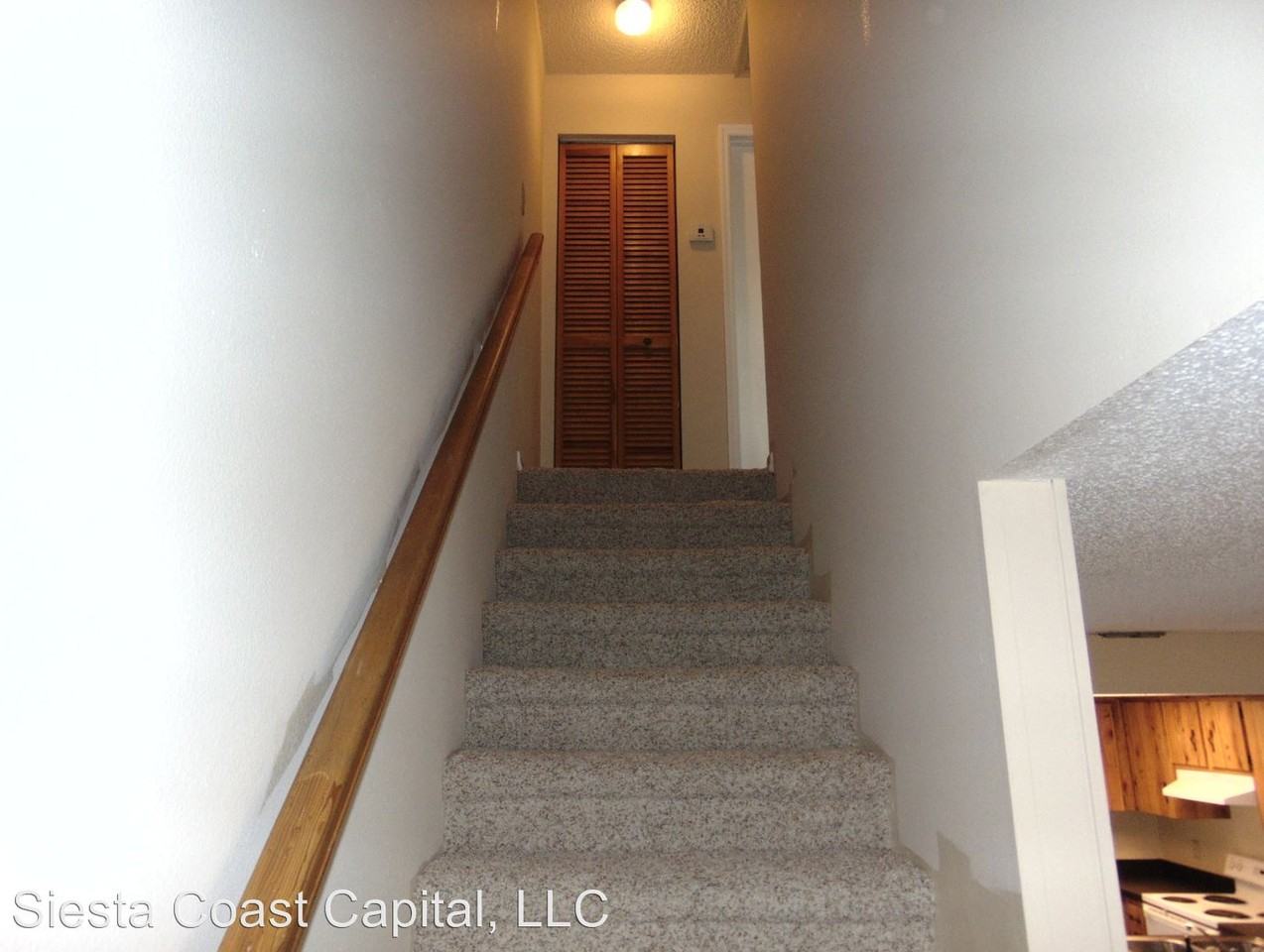 1409 NE 17th Ave - Photo 3 of 14