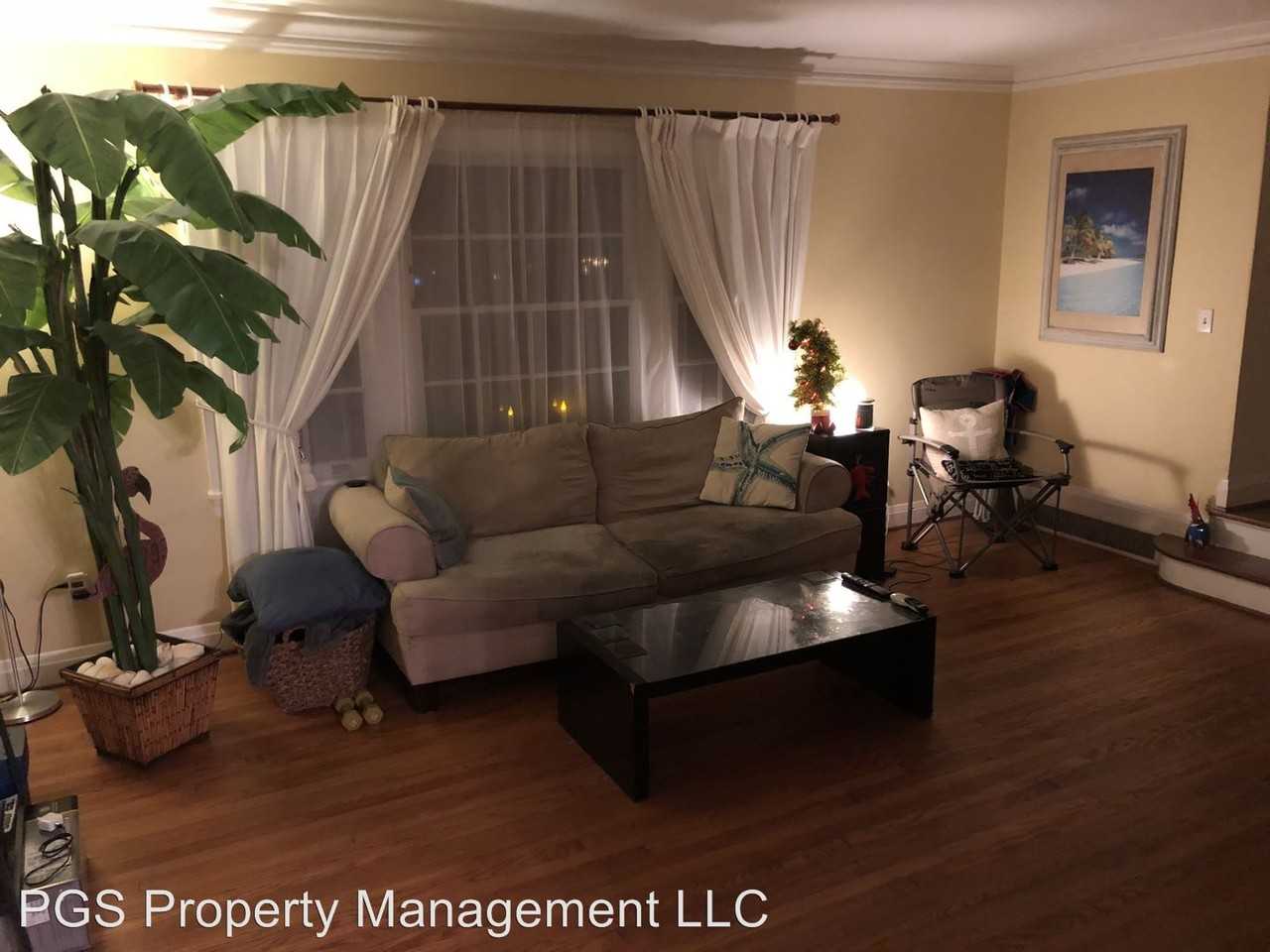 348 Ponce De Leon Pl - Photo 2 of 8