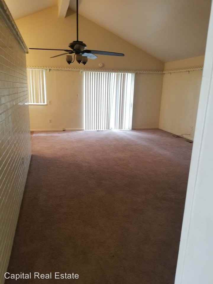 2435 NW 47th St - Photo 2 of 10