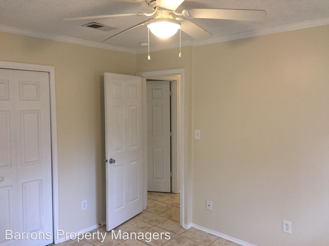 3224 Fresno Ave - Photo 3 of 8