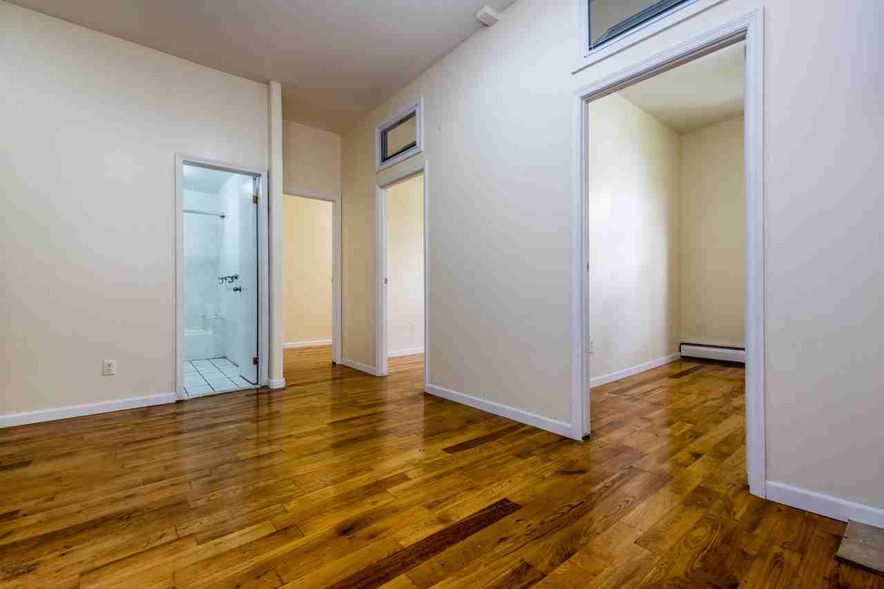 229 Jefferson Street #13QX