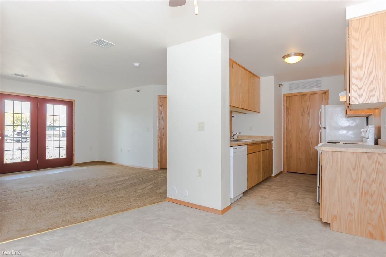 Desoto Estates Townhome 2 - Photo 2 of 9