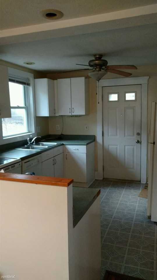 1145 Linwood St - Photo 3 of 11