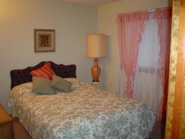 8501 Pfitzer Rd - Photo 3 of 6