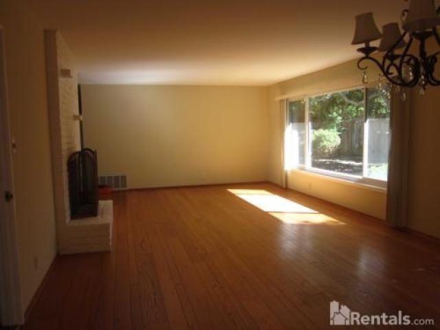 1730 Granger Ave - Photo 3 of 6